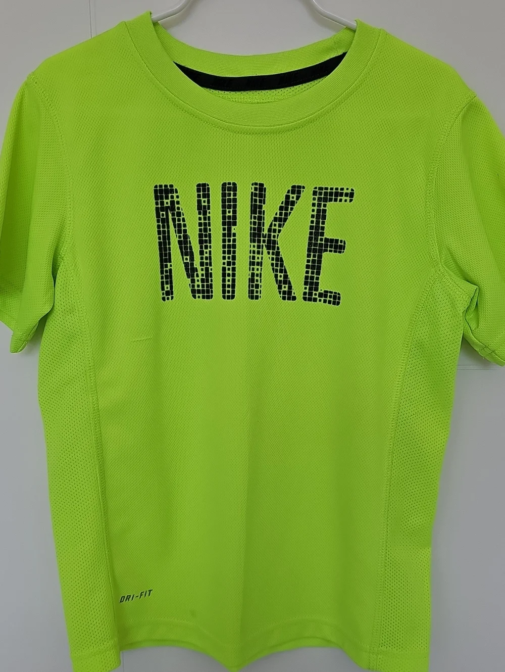 Nike Kids' Neon Green Dri-FIT Short Sleeve Tee Sz 7